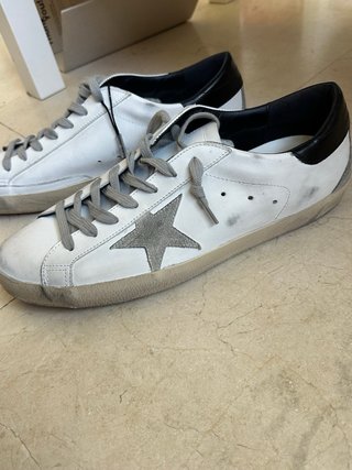Zapatillas Golden Goose SuperBlancas y Negras