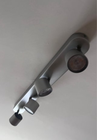 Barra 4 focos Philips Myliving Star