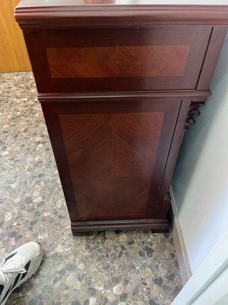 Mueble consola madera noble clásico