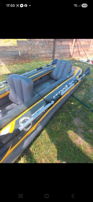 Kayak inflable 360 usadas 2 veces
