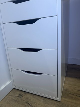 Escritorio madera y blanco