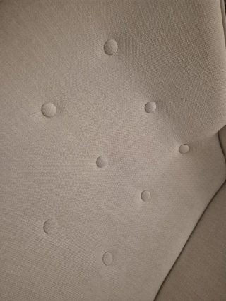 Sillón Mecedora Beige Tela y Madera