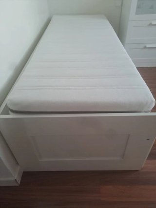 Diván Ikea BRIMNES Blanco con 2 cajones