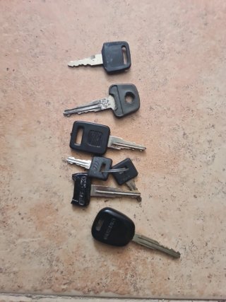 Lote Llaves Suzuki, Seat y Más