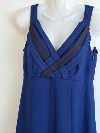 Vestito smanicato donna