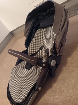 Silla de paseo y capazo bebé