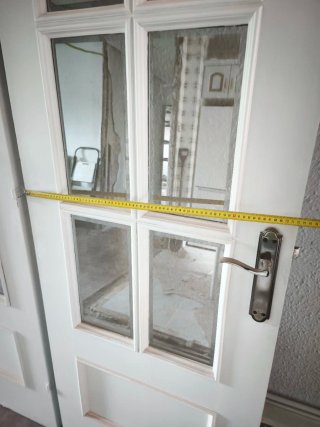 Puertas de madera blancas con cristal