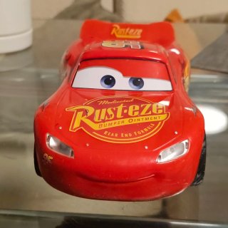 Coche Rayo McQueen Grande 30cm