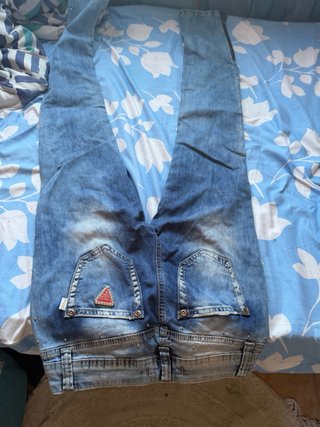 Vaqueros DISHE JEANS Milano con pedrería