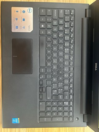Portátil Dell Inspiron 15 3000 Series + accesorios