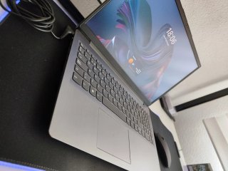 Lenovo IdeaPad 3 Gris