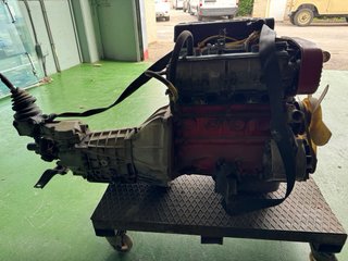 Motor 1.6 y caja de cambios seat 124
