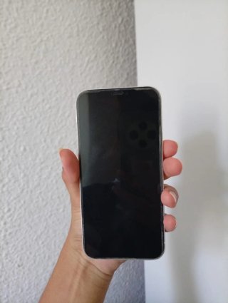 iPhone 12 64GB 80% Batería
