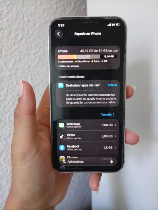 iPhone 12 64GB 80% Batería