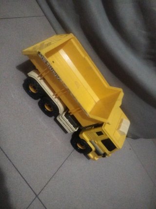 Camión Volquete Amarillo Juguete