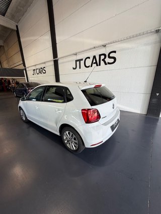 Volkswagen Polo 2015