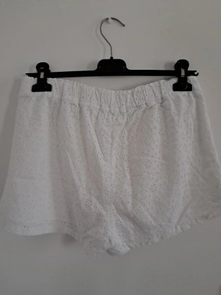 Pantalón corto blanco bordado talla 36 S
