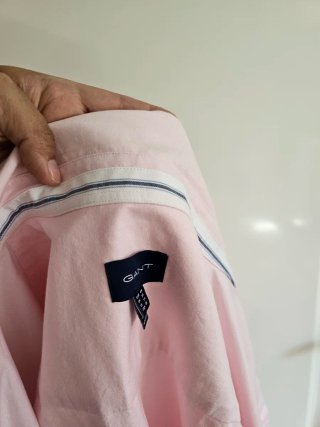 Camisa Gant Rosa Manga Corta.