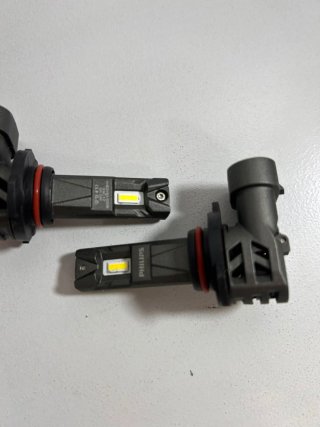 Philips Ultinon Access LED HB3/4 P20d/P22d