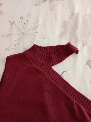 Top asimétrico burdeos Noon Talla S