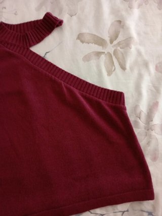 Top asimétrico burdeos Noon Talla S
