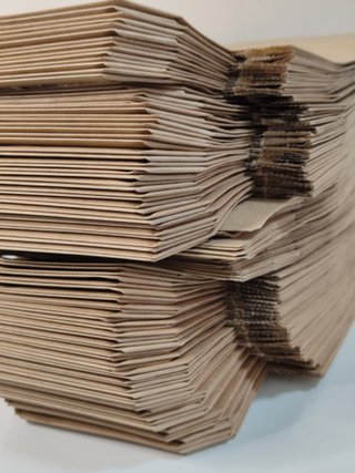 50 bolsas de papel kraft con asas (gran calidad)