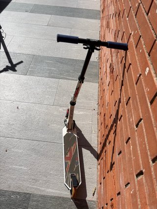 2 Patinetes Eléctricos (Baterías a cambiar)