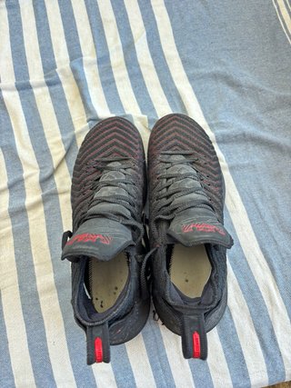 Nike Lebron 16 Low Talla 47 Negro/Rojo