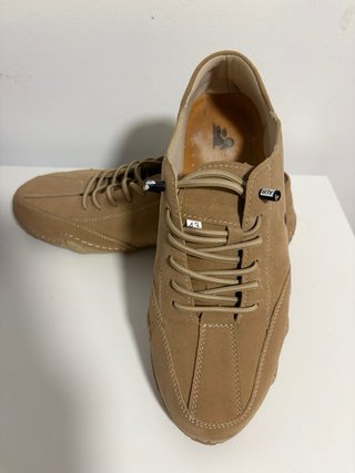 Mocasines de cuero beige