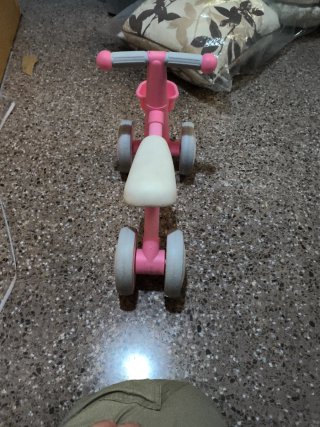 Bicicleta correpasillos sin pedales rosa