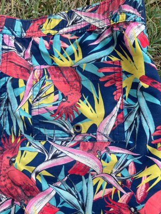Bañador estampado de loros marca NANOS