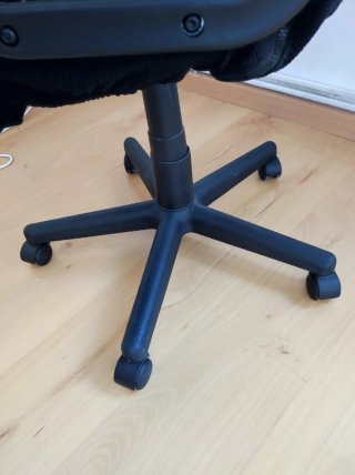 Silla de escritorio negra