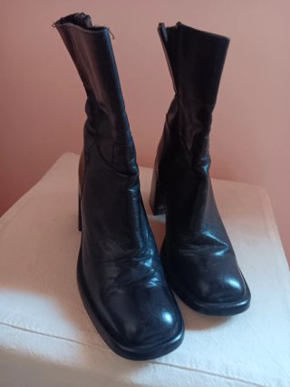 Botas de piel italianas negras mujer