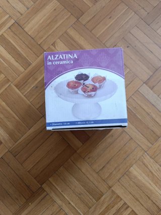 Alzatina in ceramica bianca