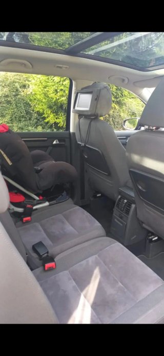 Volkswagen Touran 2011