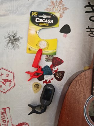 Ukelele Leho con accesorios
