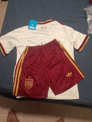 Equipación España Talla 26