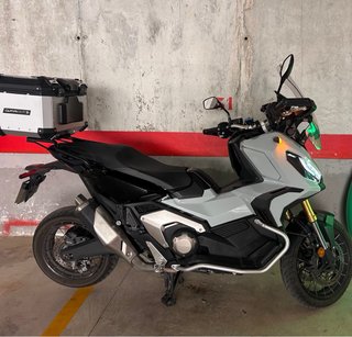 Honda X-ADV 750 2024 Gris
