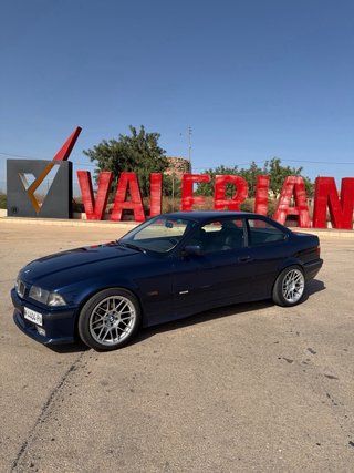 BMW Serie 3 E36 325i Coupe