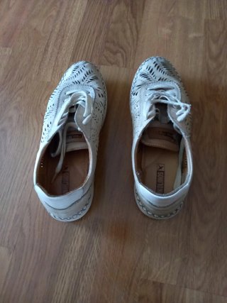 Zapatos Pikolinos Beige Mujer