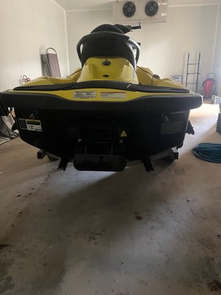 Moto de agua Sea-Doo RXP Amarilla