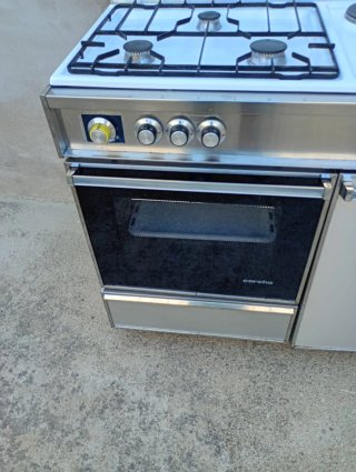 Cocina de gas con horno a gas