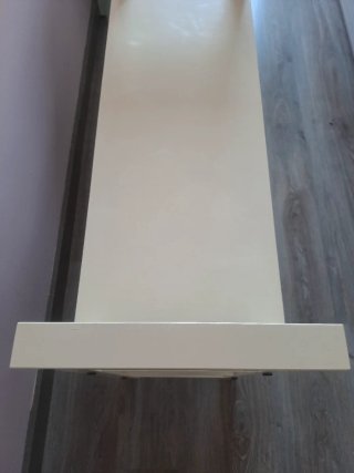 Banco zapatero HEMNES Ikea.