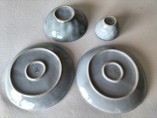 Set di stoviglie blu invecchiato
