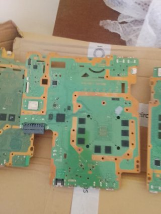 3 placas ps4 para peças ou reparação