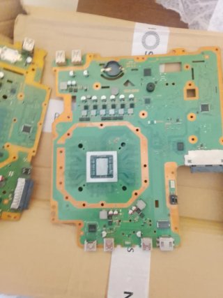 3 placas ps4 para peças ou reparação