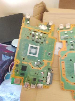 3 placas ps4 para peças ou reparação