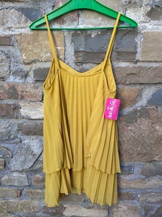 Top amarillo plisado talla única