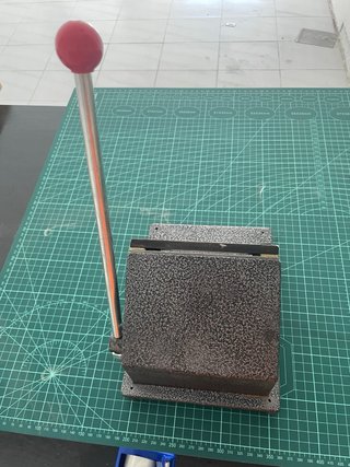 Máquina Manual para Tarjetas PVC