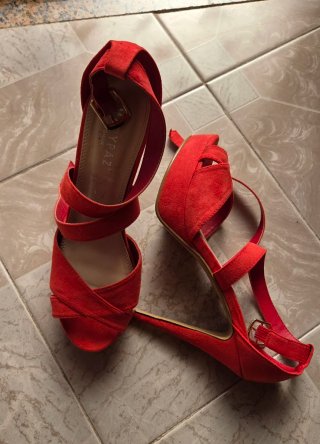 Zapatos Tacón Rojo Coral T41 ¡URGE!